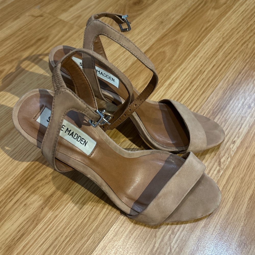 Steve Madden Tan Heels with Modern Ankle Strap